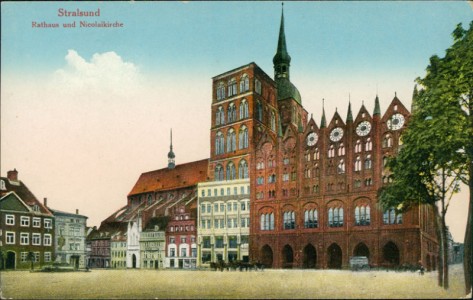 Alte Ansichtskarte Stralsund, Rathaus und Nicolaikirche