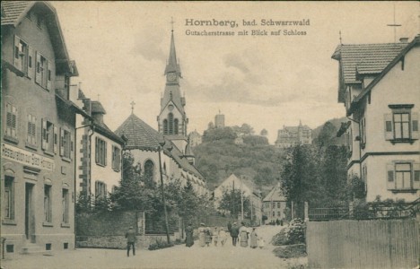 Alte Ansichtskarte Hornberg, Gutacherstrasse mit Blick auf Schloss