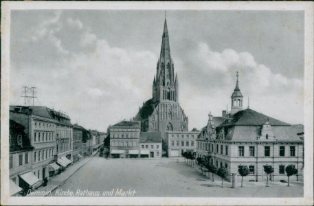 Alte Ansichtskarte Demmin, Kirche, Rathaus und Markt