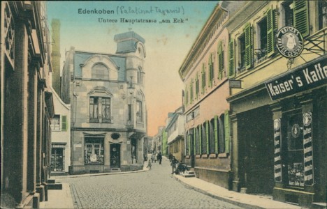 Alte Ansichtskarte Edenkoben, Untere Hauptstrasse "am Eck" mit Kaiser's Kaffee-Geschäft