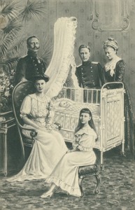 Alte Ansichtskarte Wilhelm II mit Familie, 