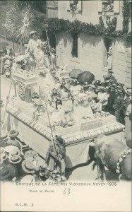 Alte Ansichtskarte Vevey, Cortège de la fête des vignerons 1905. Char de pales