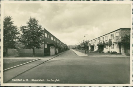 Alte Ansichtskarte Frankfurt am Main, Römerstadt. Im Burgfeld