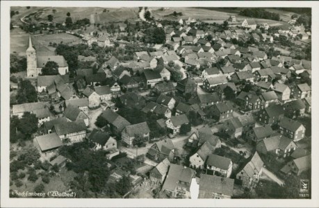 Alte Ansichtskarte Lichtenfels-Sachsenberg, Fliegeraufnahme